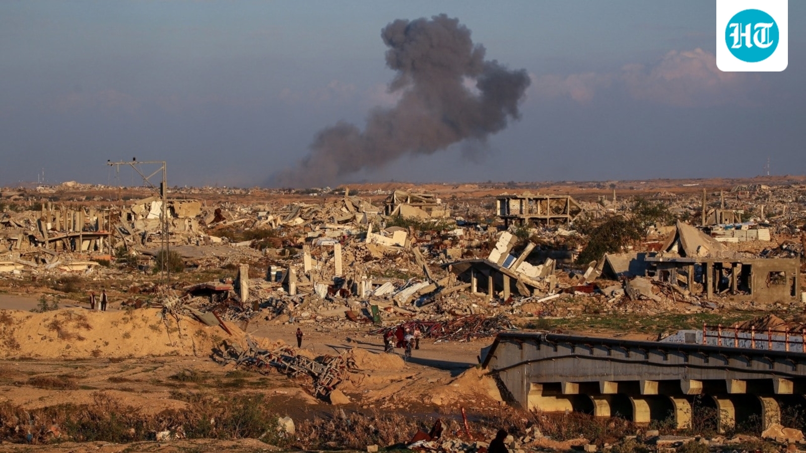 Israel Closes In on Hamas Fighters Trapped in Tunnels, Testing Cease-Fire