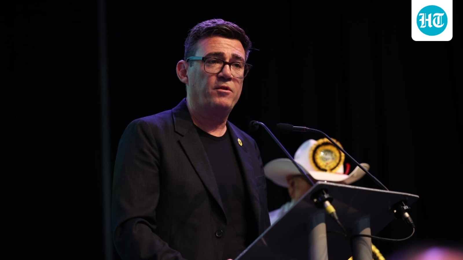 Rebel Lawmaker Set to Try a Knockout Blow to U.K.’s Starmer