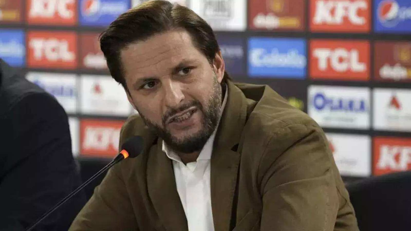 How Opposition reacted as Pakistan's Shahid Afridi lauds Rahul Gandhi's ‘positive mindset’