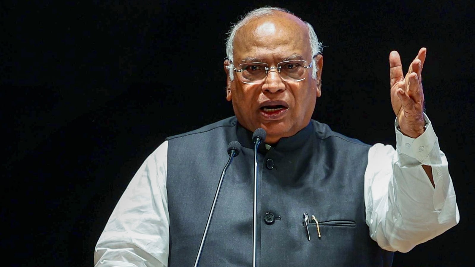 ‘MAHA headache for India’: What Congress said as Trump's 50% tariffs took effect