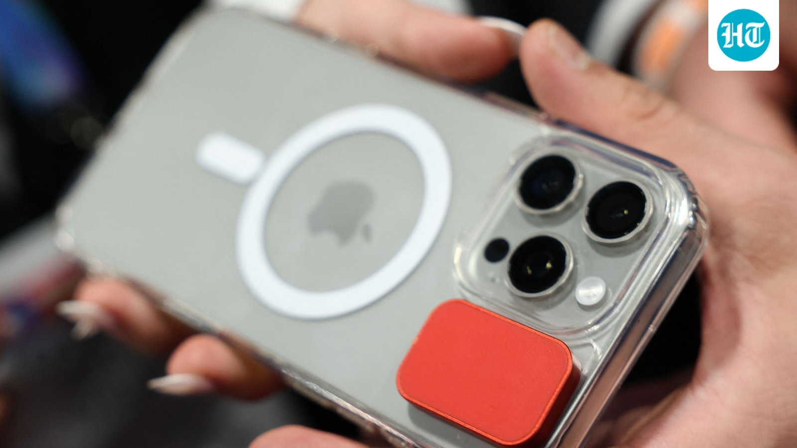 Verizon down: How to send messages via satellite when iPhones and Androids are in SOS mode?