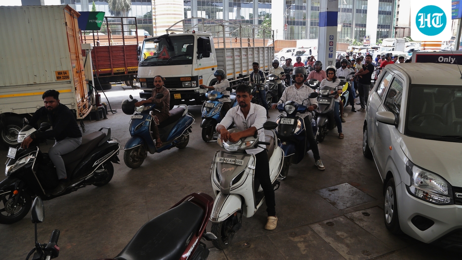45-litre tank, 52L petrol pumped: Kanpur car owner's shocking allegations on fuel pump