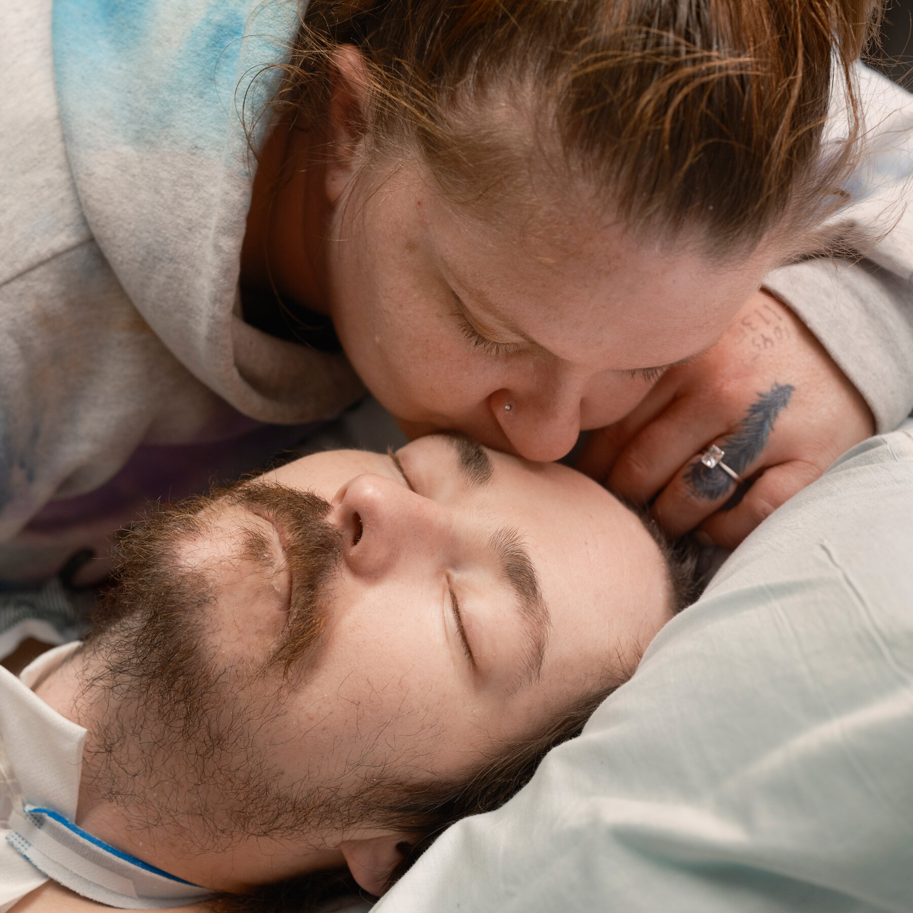 What Do Vegetative Patients Know?