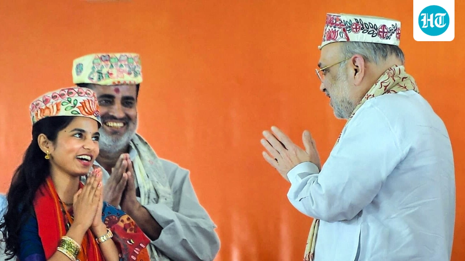 Is Maithili Thakur leading or trailing from Alinagar in Bihar results 2025?