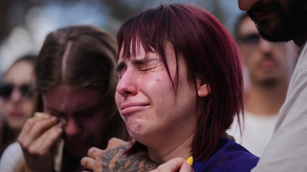 Thousands of Israelis renew cries for hostages to be released 2 years after Oct. 7 attack