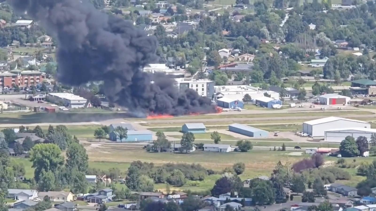 Montana plane crash: Two aircraft collide on runway, spark huge fire; no casualties