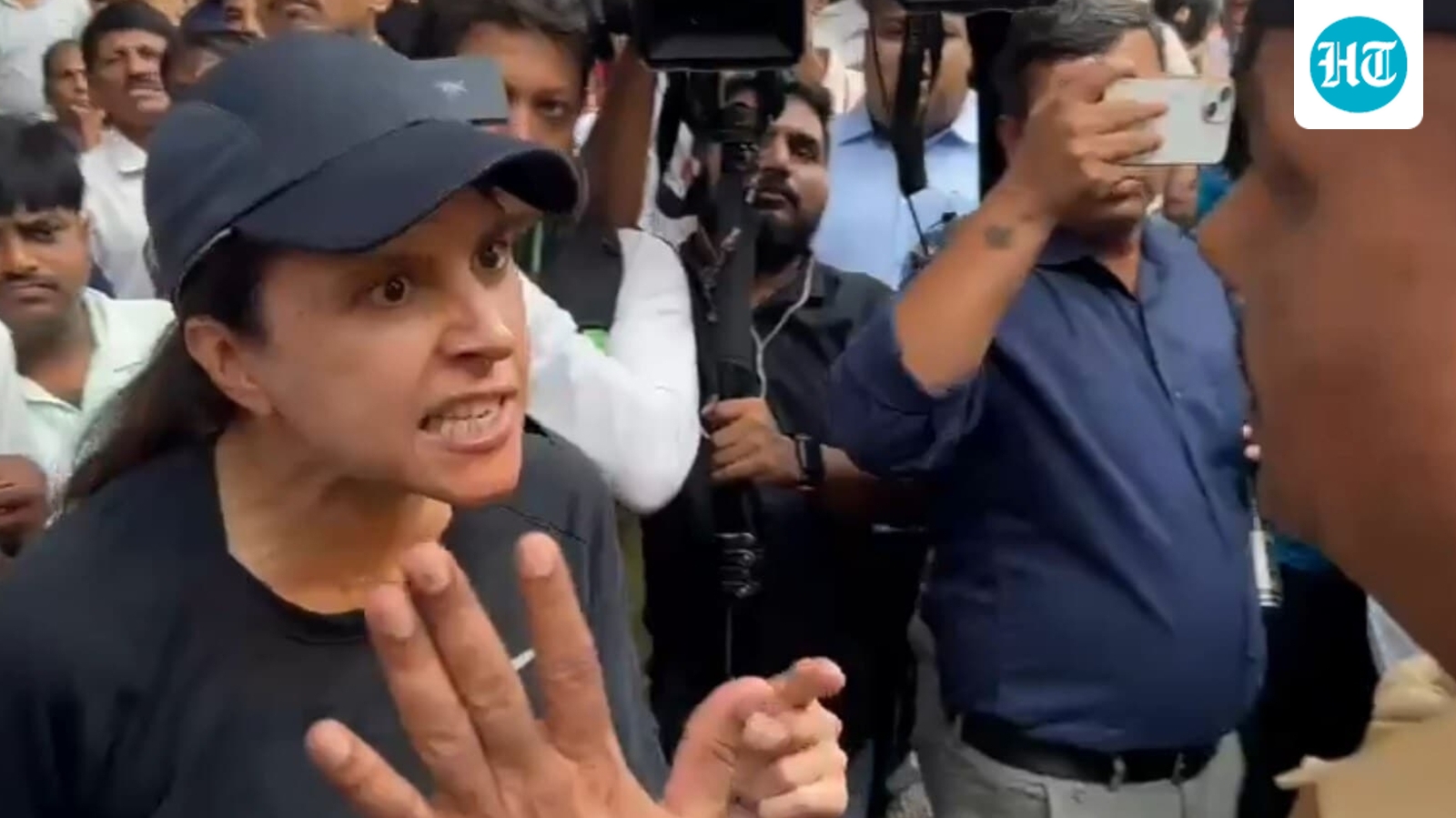 ‘Could've expressed anger in different manner’: BJP's Girish Mahajan after woman confronts him over traffic chaos