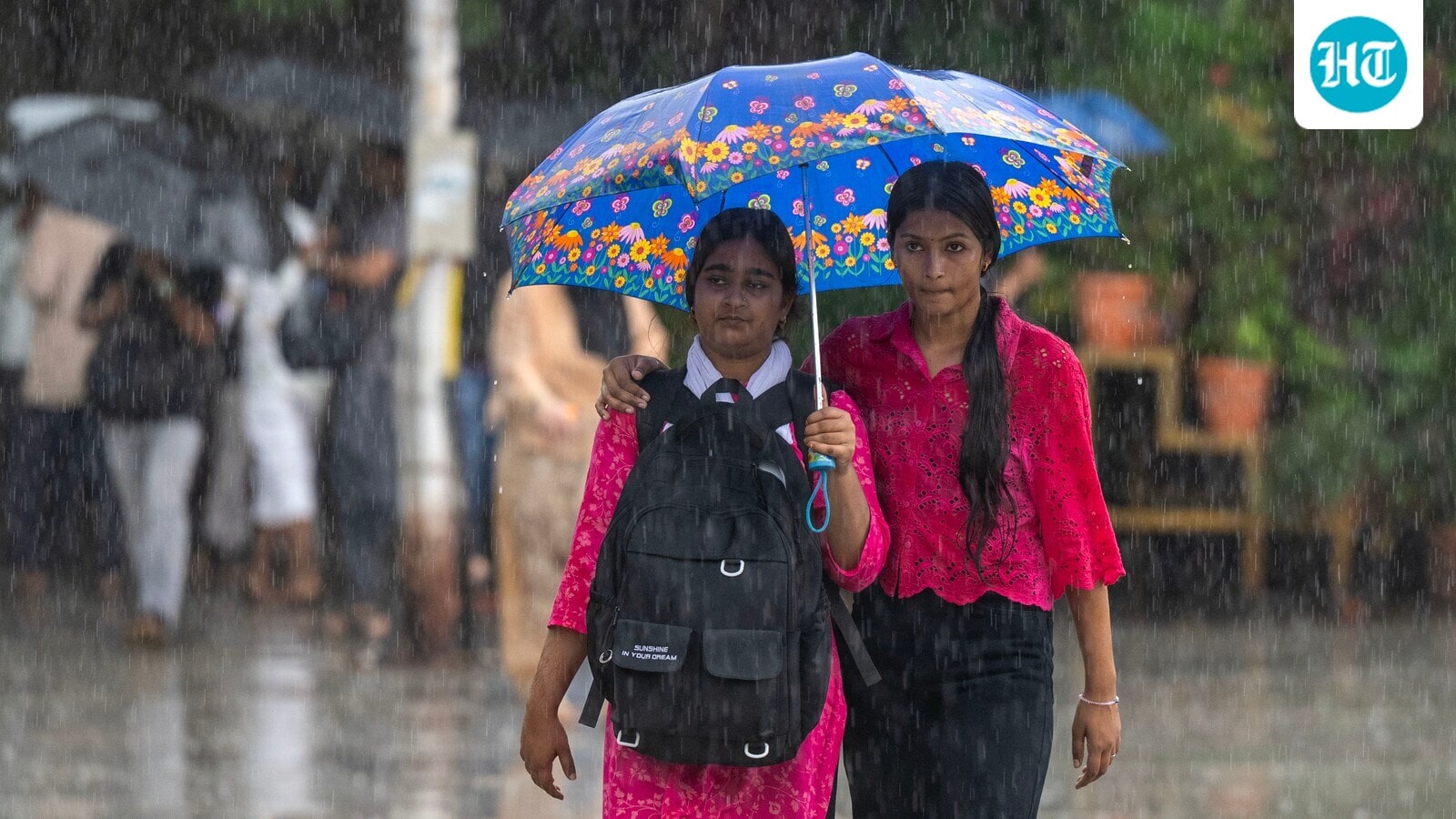 Orange alert in Mumbai, Pune; red alert in parts of Maharashtra today; downpour likely till September 30