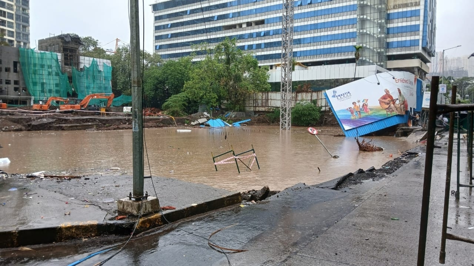 Mumbai rain LIVE: Mumbai logs 200 mm rain in 12 hrs in one of season's heaviest spells; roads flooded