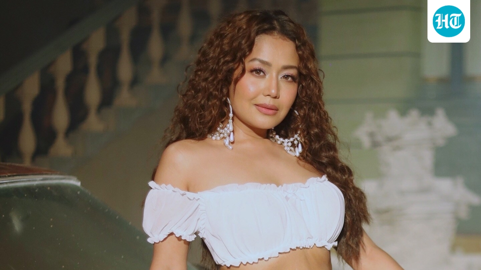 Neha Kakkar announces break from ‘responsibilities, relationships, and work’; deletes note minutes later