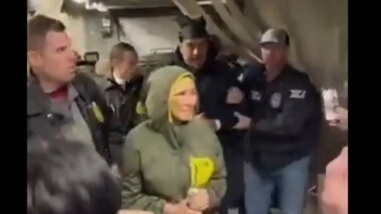 Nicolas Maduro's wife Cilia Flores seen for time since US capture | Watch video