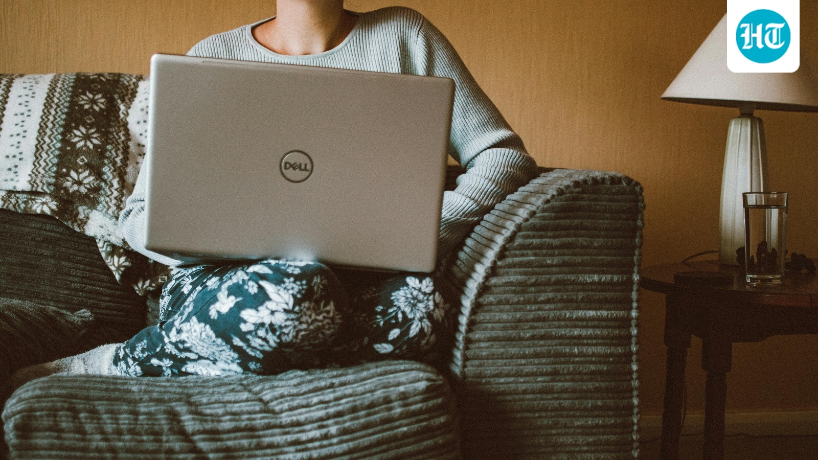 Employee wins 7-day ‘rain leave’ and cash bonus in office raffle, internet says 'All companies should copy this'