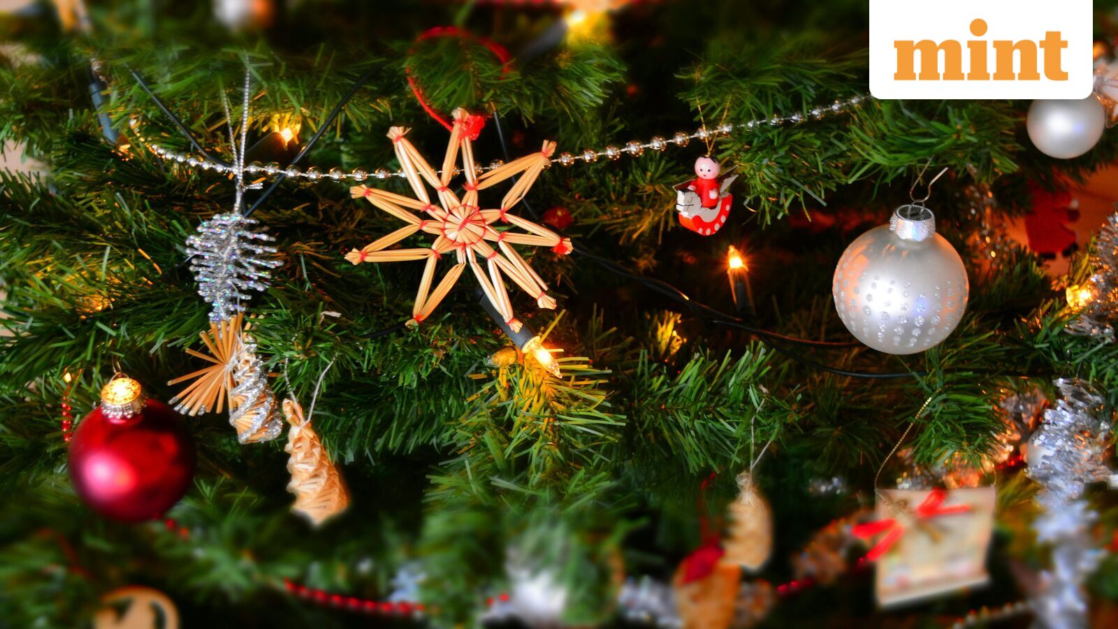 Top 5 last-minute Christmas tech gift ideas delivered fast by Instamart, Zepto and Blinkit