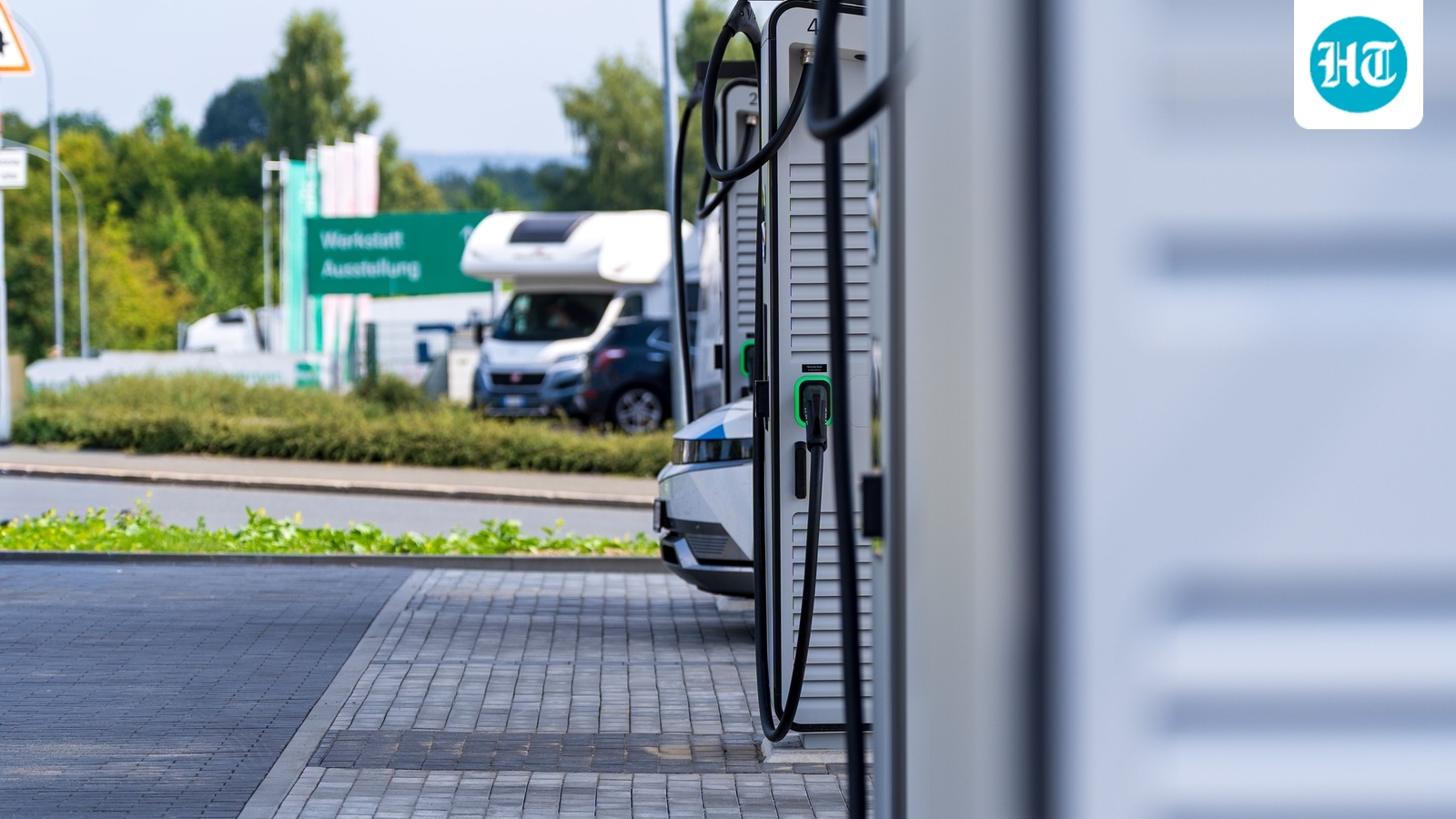 Why are US automakers abandoning electric vehicles? Explained