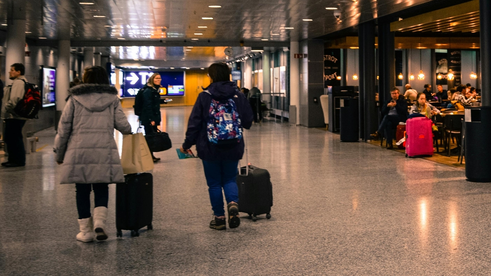 What's happening at Newark Airport? Flight operations suspended, control tower evacuated