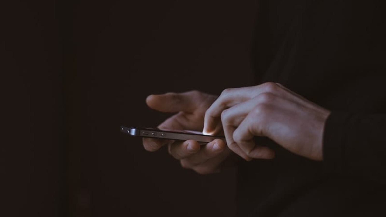 Is Fanatics Sportsbook down? App crashes and login issues reported