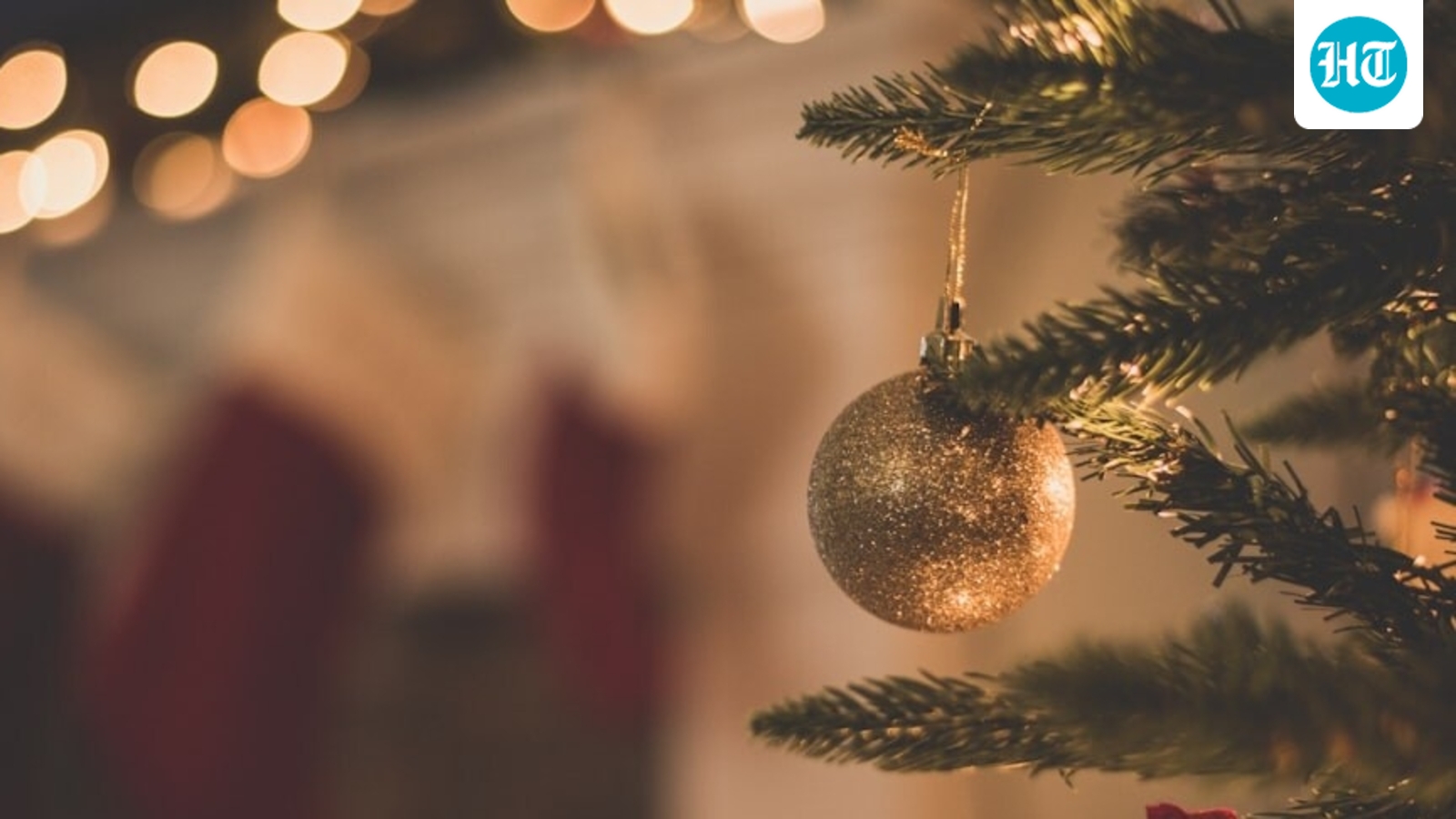 Christmas Eve 2025: Will banks, post offices, UPS and FedEx be open in US? Check details