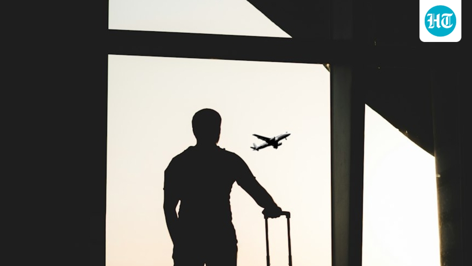 Who is Tianrui Liang? Chinese national, 21, arrested at JFK Airport for photographing US ‘doomsday plane’ in Nebraska