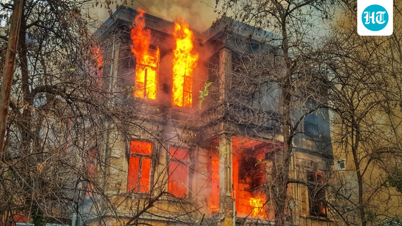 Did Joel Osteen's house catch fire? Here’s the truth behind Branson mansion fire post