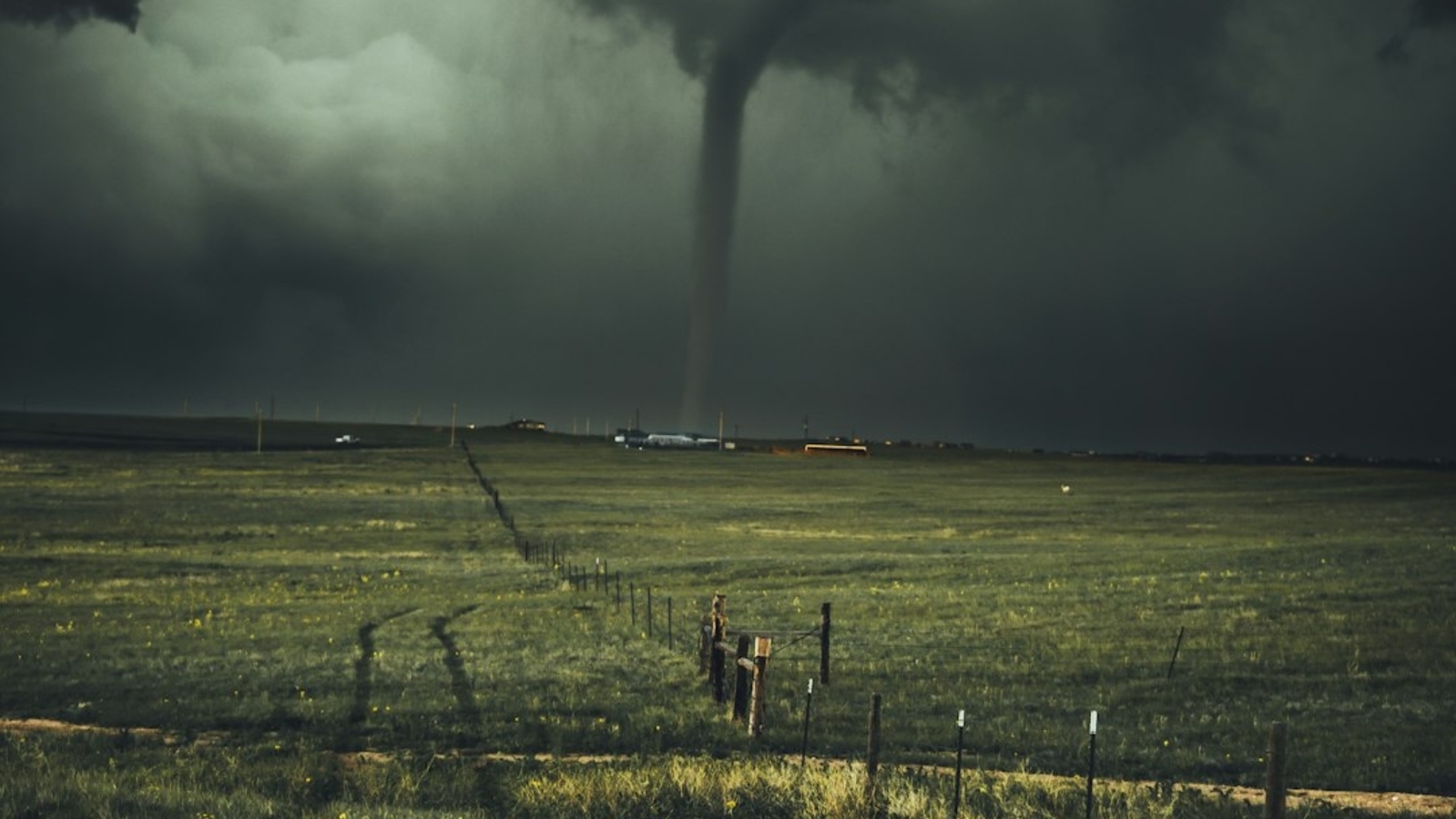 Tornado near Decatur, Illinois? Warning issued for Mount Zion, Long Creek, Blue Mound; videos surface