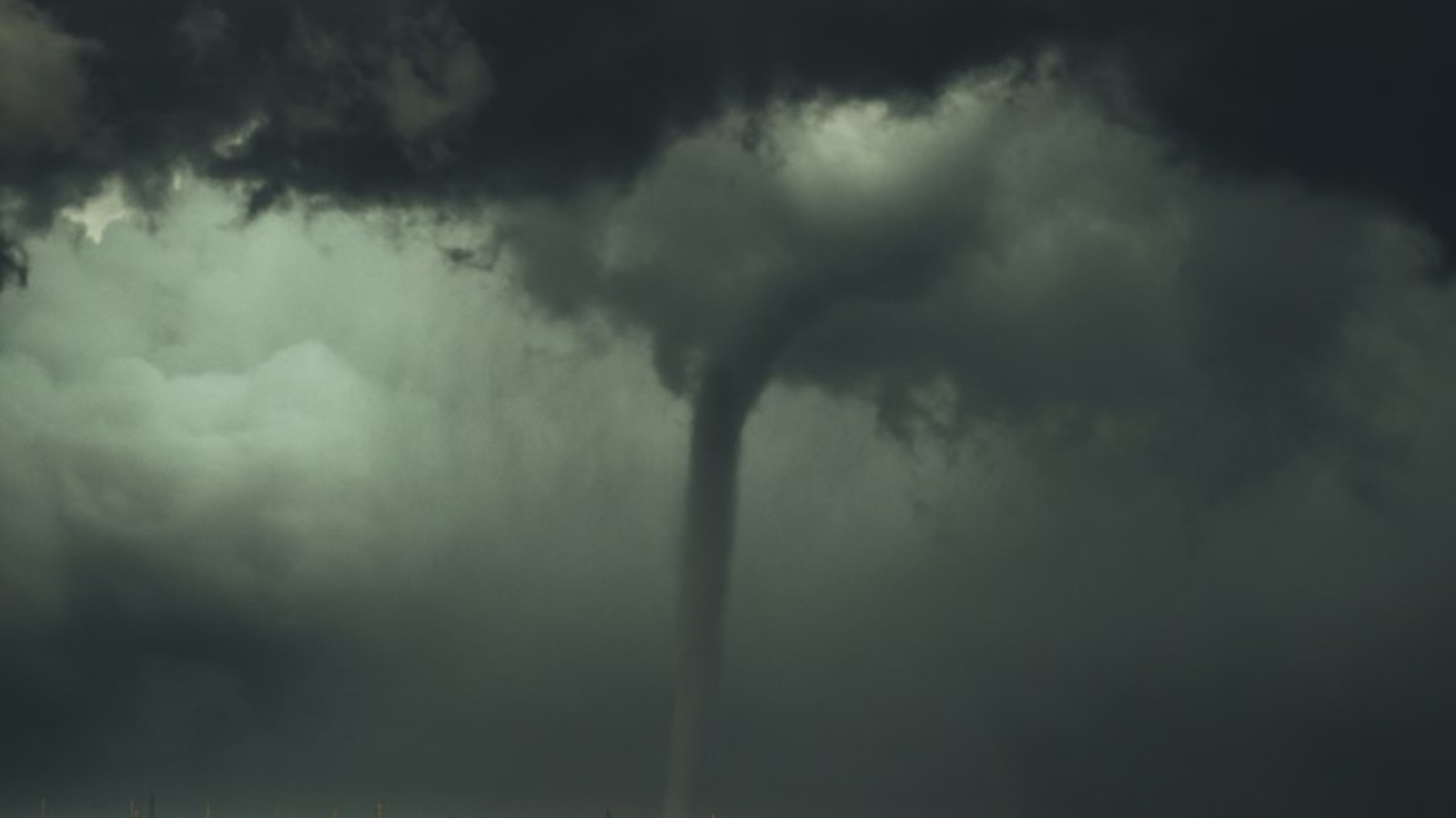Wisconsin tornado: 17K without power in Kenosha, Union Grove after strong storms; several roads and highways affected