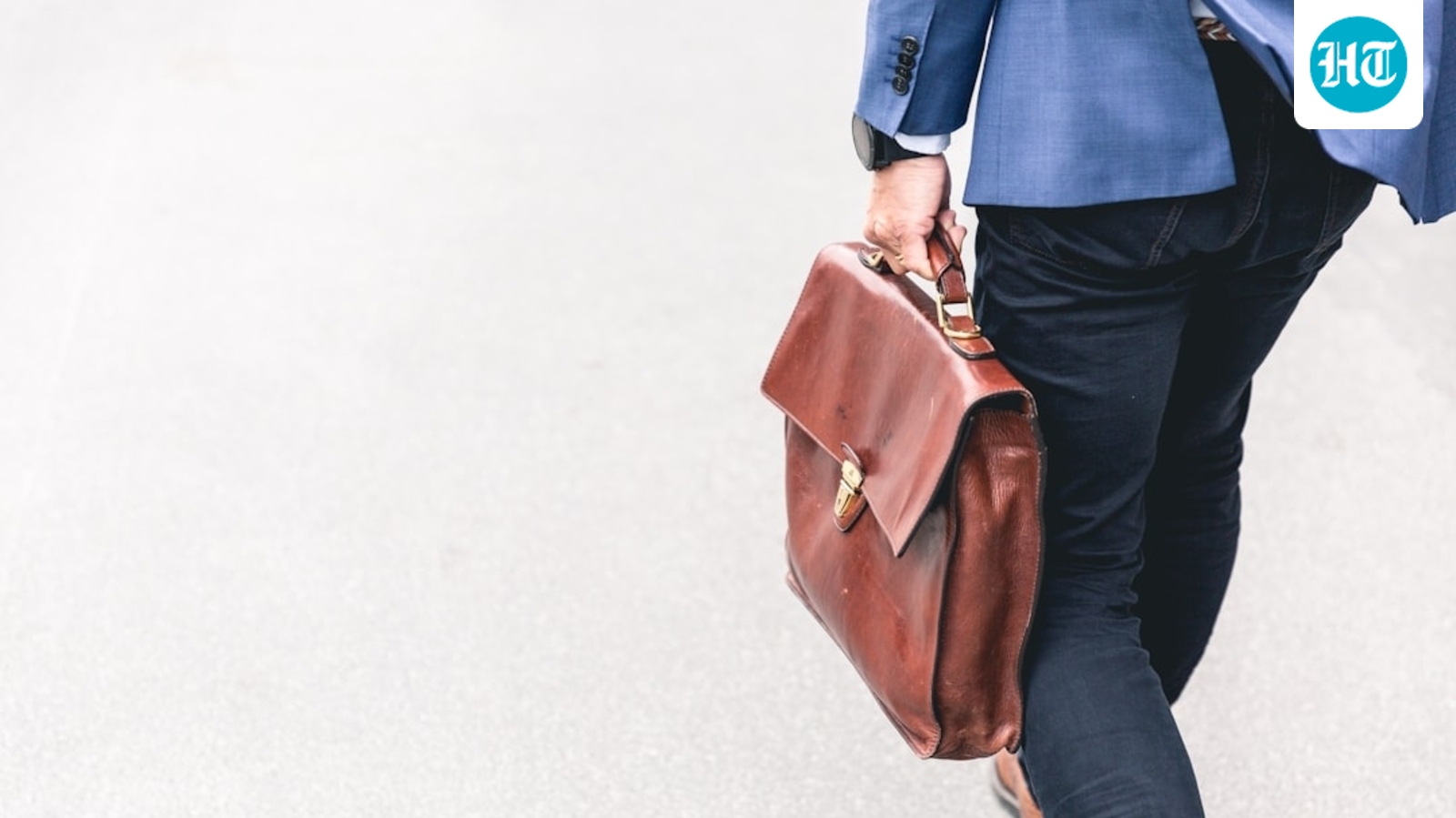 US lost 92,000 jobs in February; unemployment rate ticks up to 4.4%