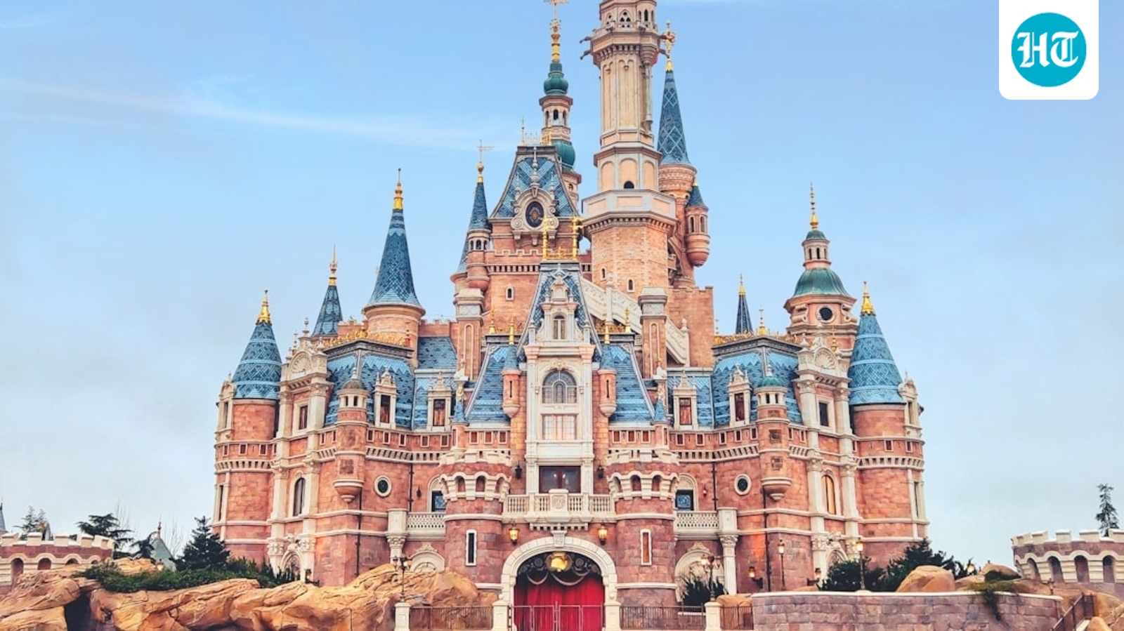 What happened at Anaheim Disneyland today? Is it safe to visit? Hazmat situation sparks panic