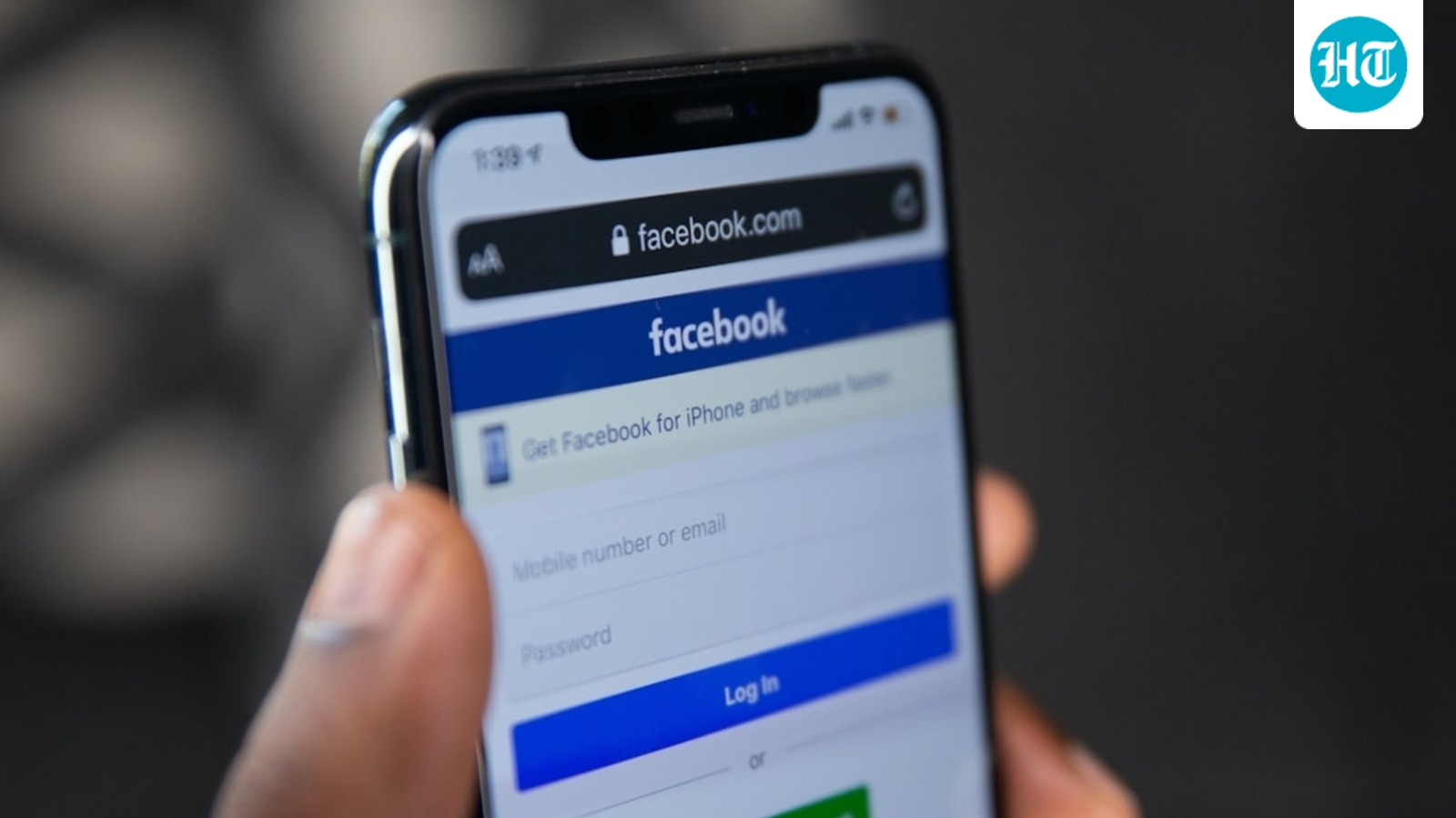 Facebook down: How to fix 'not loading' issue on iPhone, other devices as thousands face issues