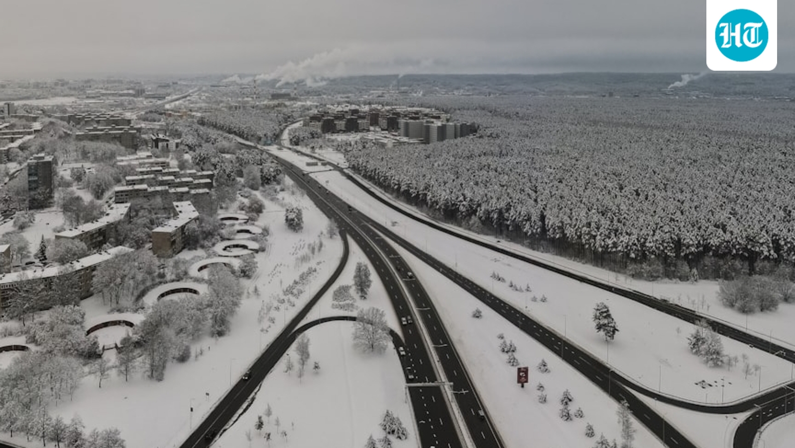 Hudsonville car pile-up: More than 100 cars in I-196 accident, scary visuals emerge; videos