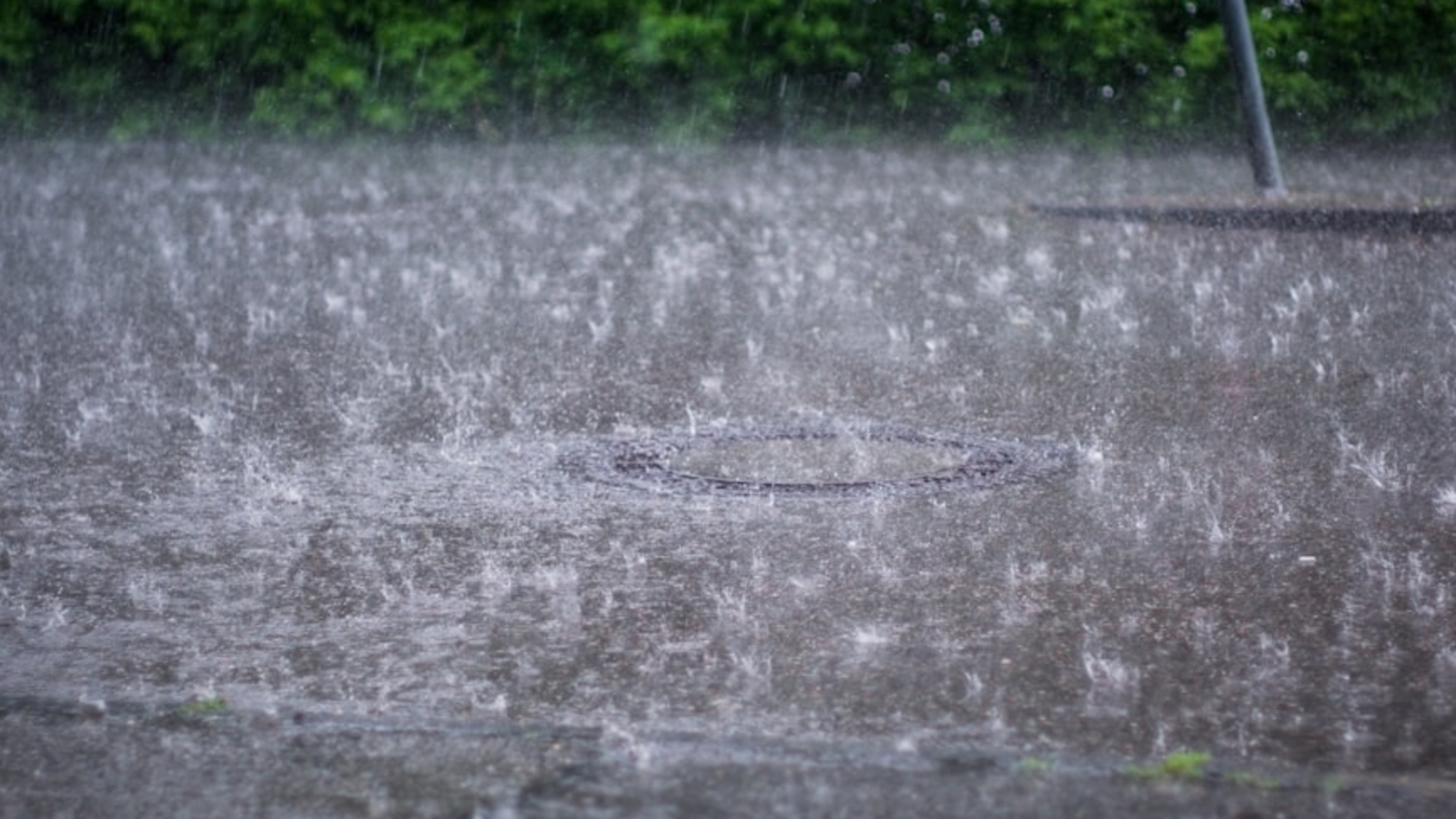 Madison weather: Baseball-sized hail reported amid tornado warning in Dane County, Wisconsin | Videos