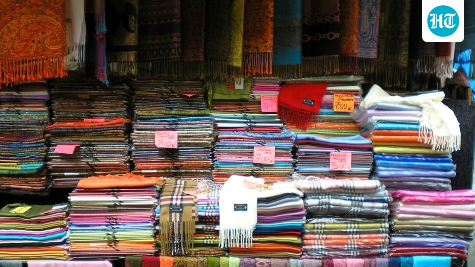 Kashmiri shawl sellers attacked in Uttarakhand's Dehradun; Omar Abdullah dials Dhami over assault