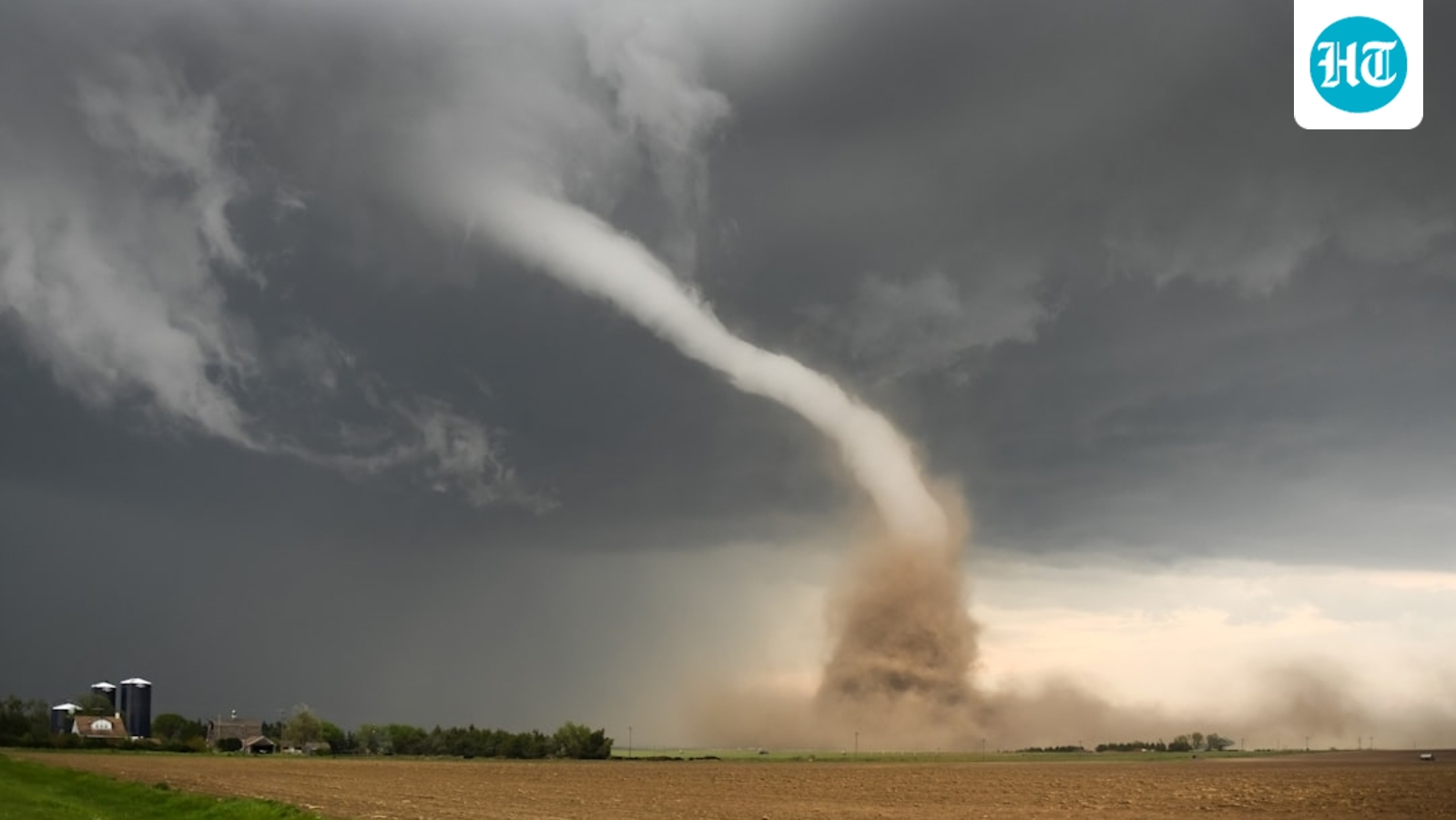 Lena tornado damage: Illinois village left with trail of destruction after powerful storm