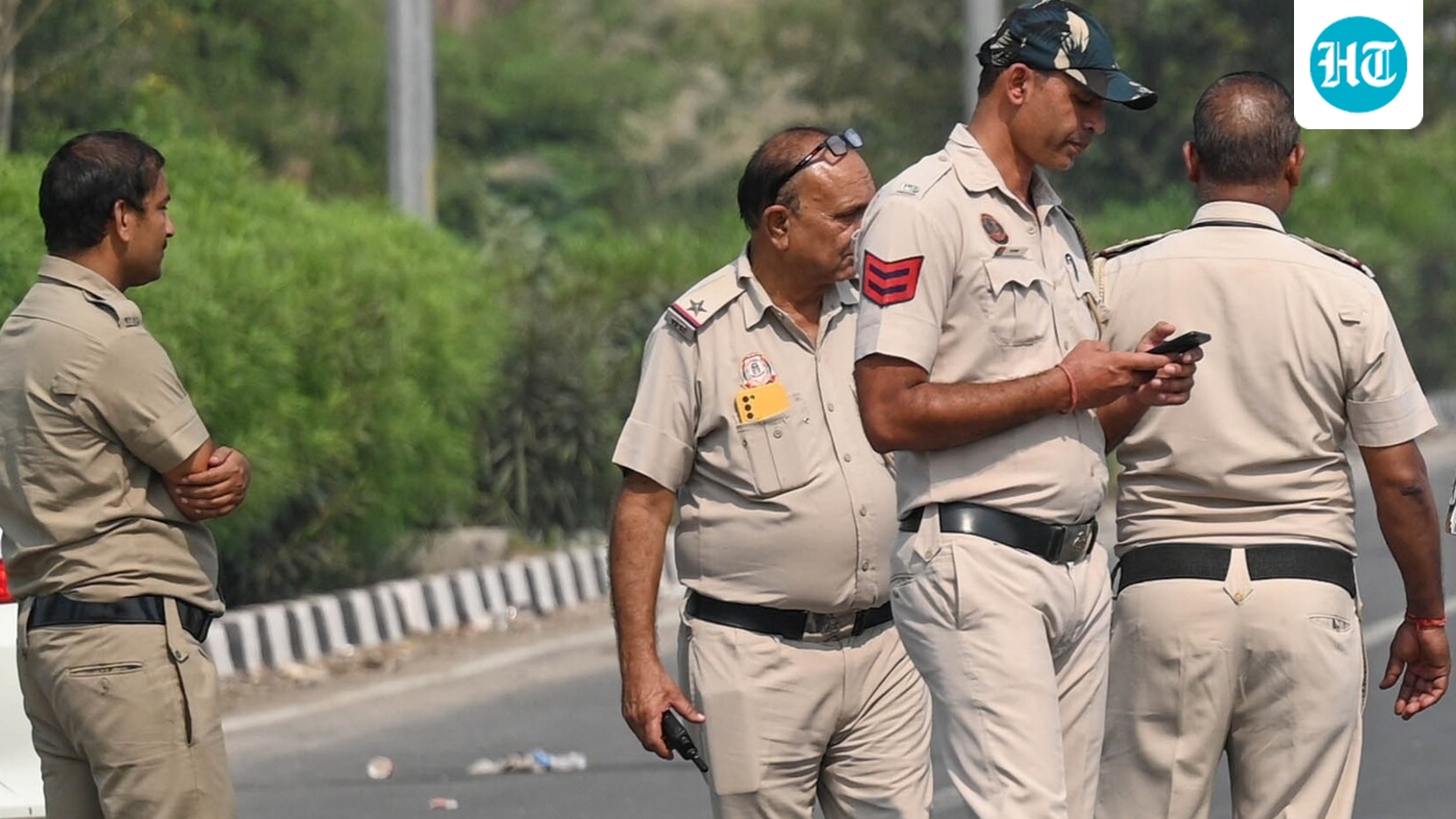 Noida woman takes e-rickshaw to Sector 18 multi-level parking facility, dies by suicide