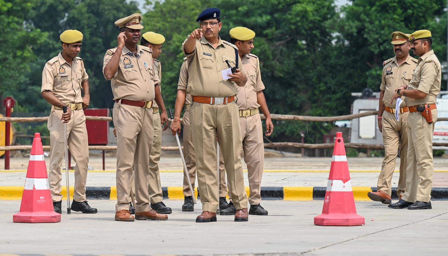 UP man shoots dead beedi tycoon father in drunk state before killing self