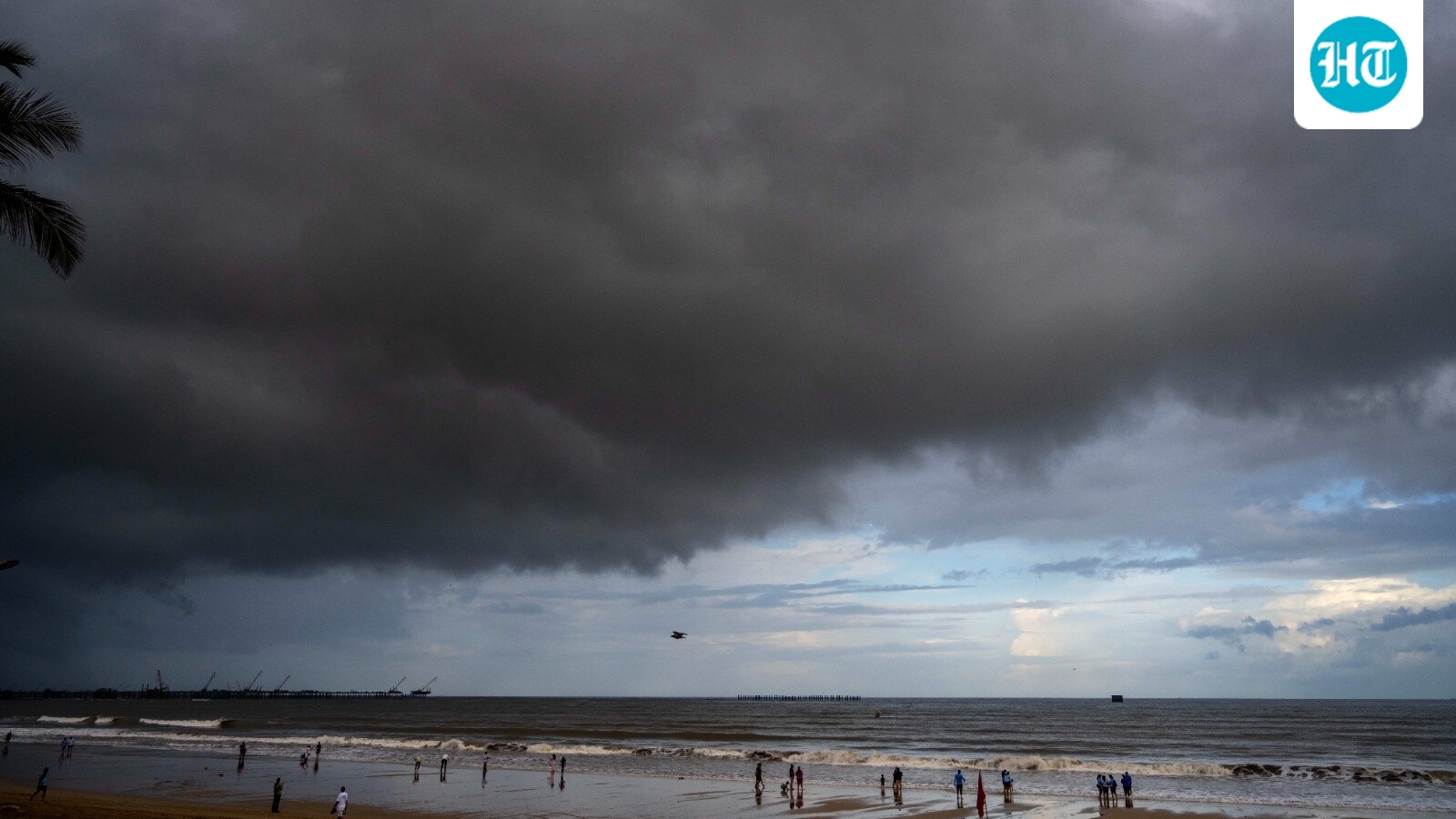 Mumbai lashed with pre-monsoon rains, BMC issues orange alert after IMD's downpour forecast
