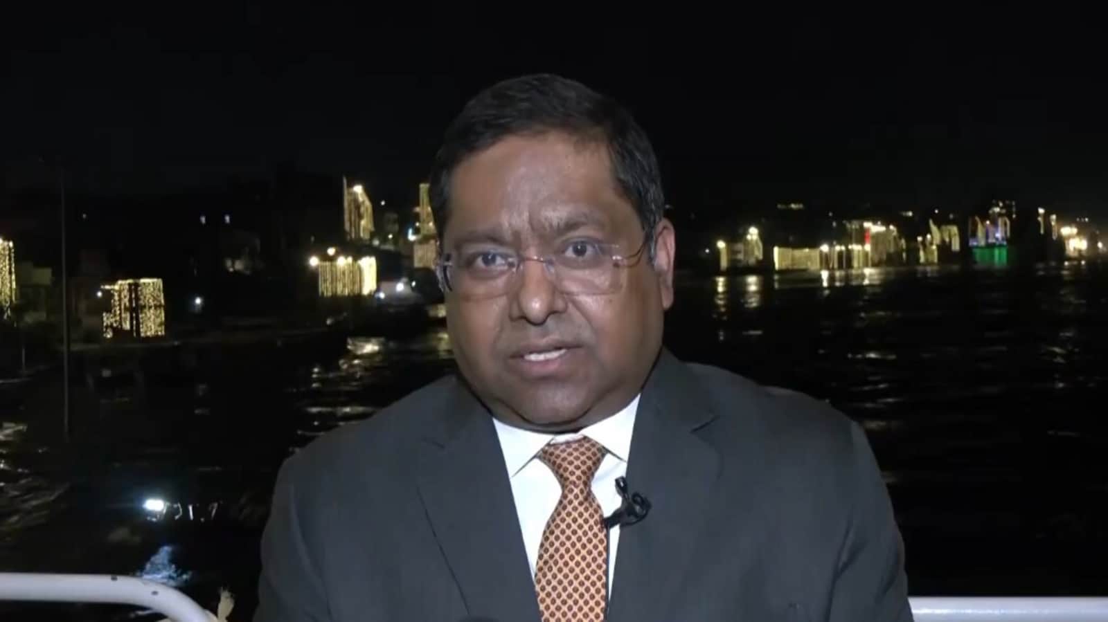 MEA's Randhir Jaiswal gives ‘Bhojpuri’ welcome to Mauritius PM in Varanasi: Video