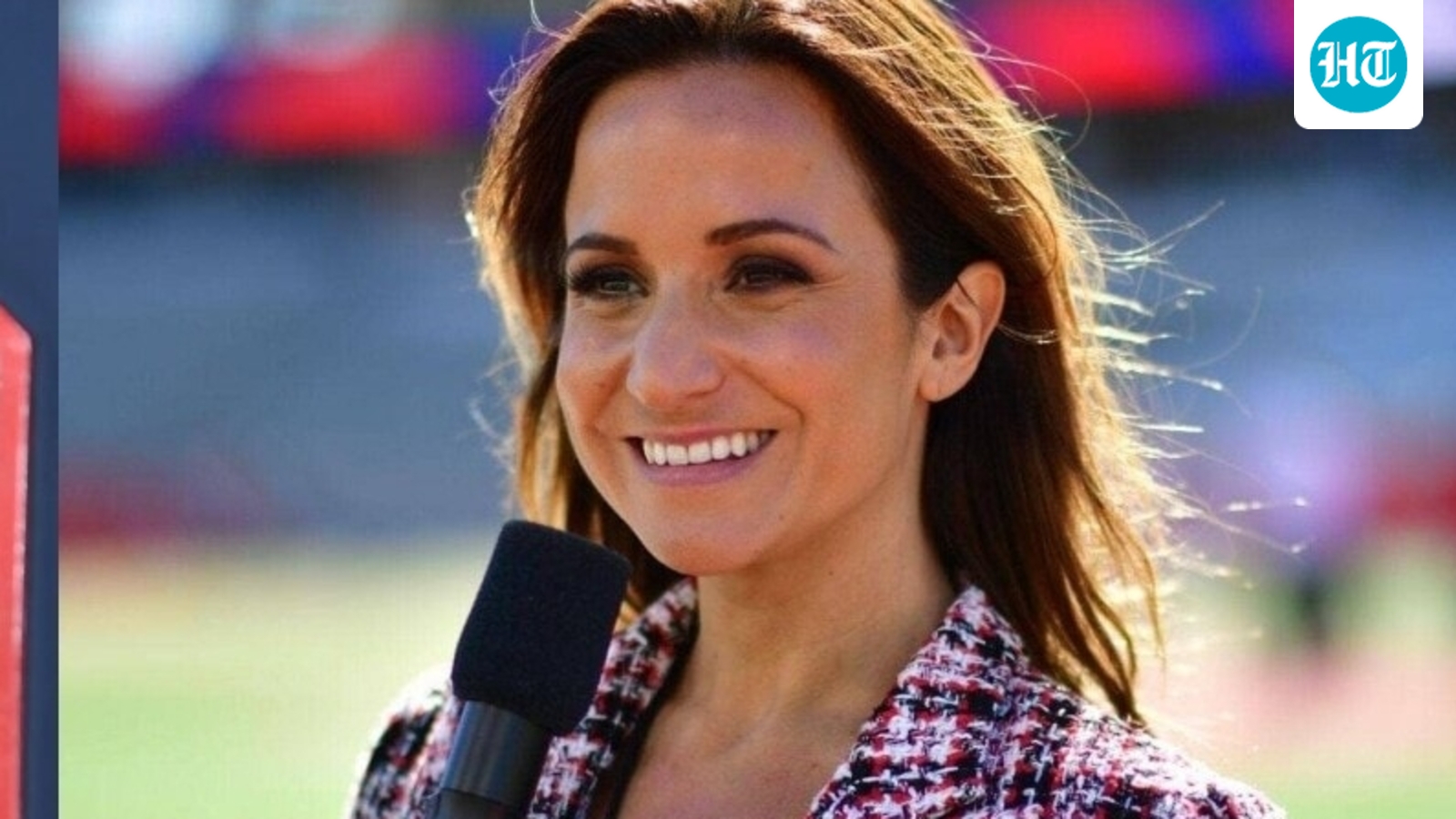 Dianna Russini and Mike Vrabel's initial reactions after kiss photo scandal revealed by insider; ‘not shown her hand…’