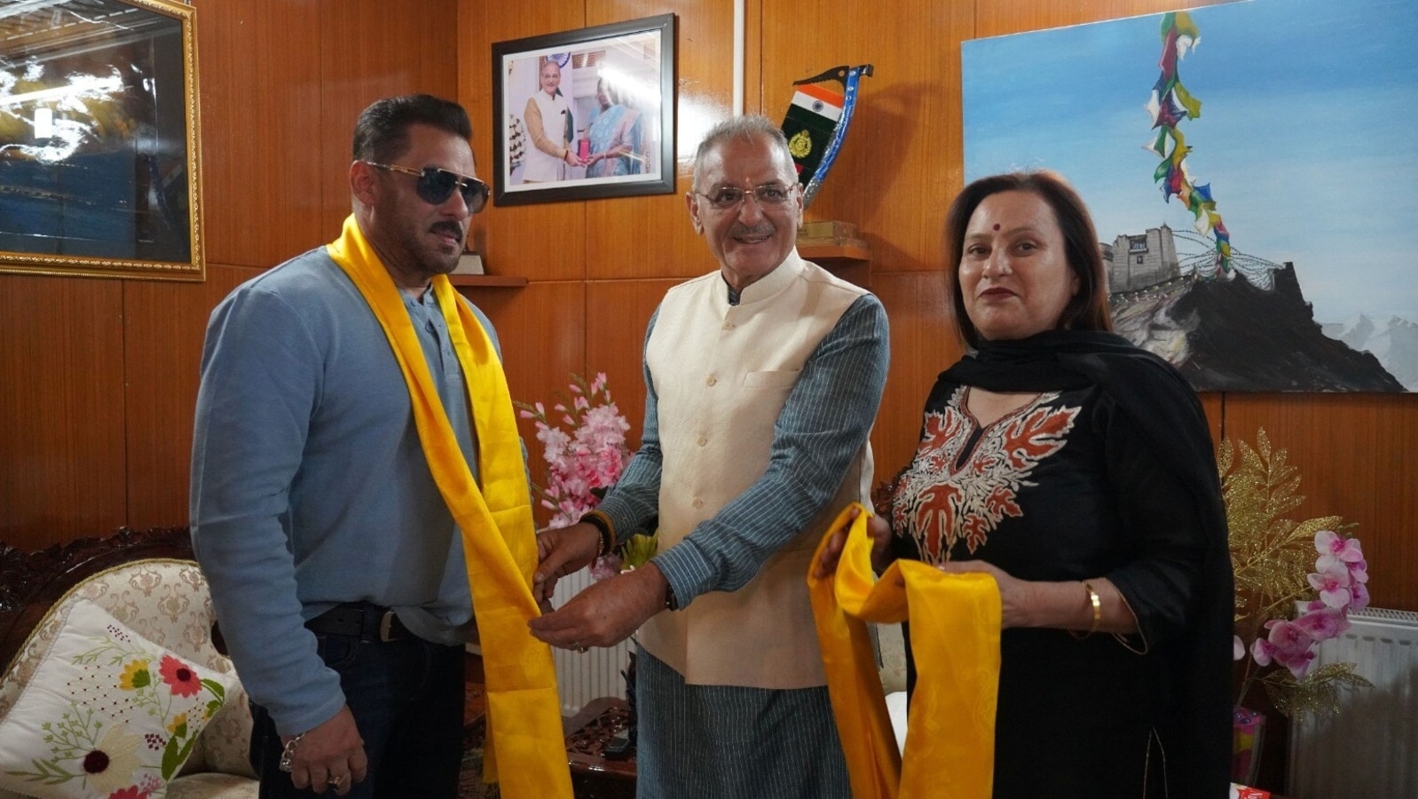 Salman Khan meets Lieutenant Governor of Ladakh Kavinder Gupta in Leh amid shoot of Battle of Galwan