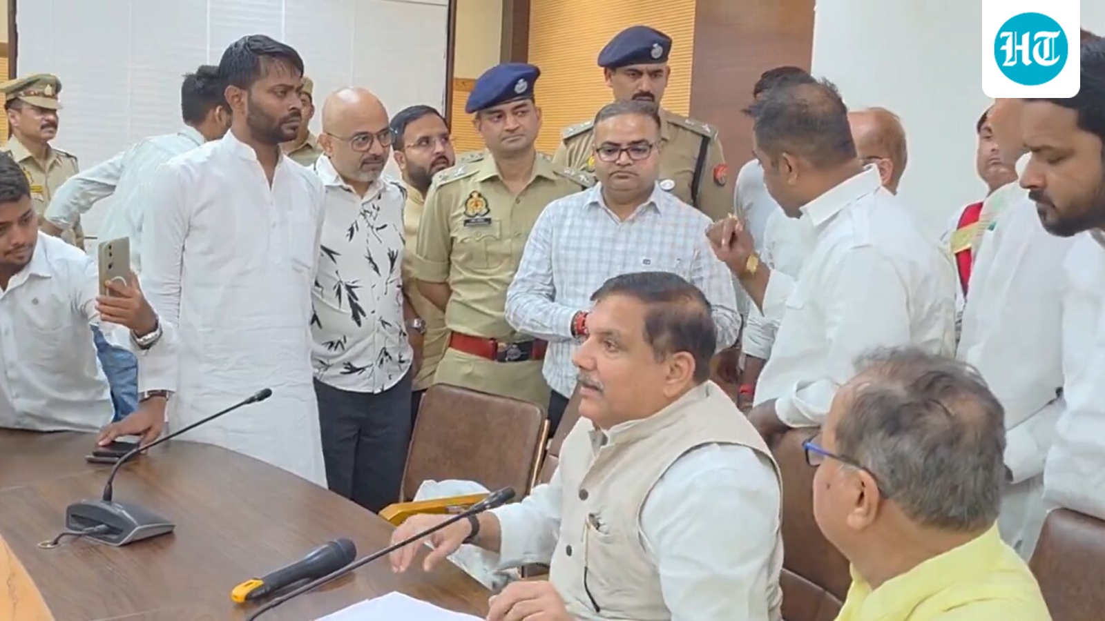'Dictatorship at its peak': AAP's Sanjay Singh was holding discussion on exam mess, then UP police walked in | Watch