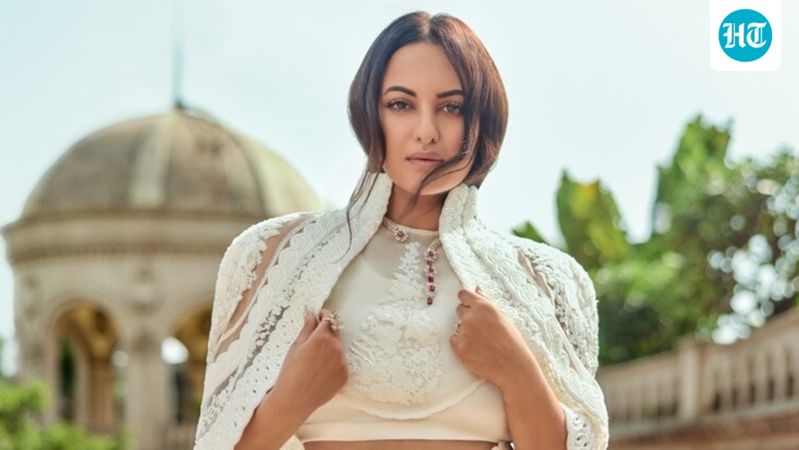 Sonakshi Sinha: If I don't get the kind of work I want, I am very happy in my own life, being in my little bubble