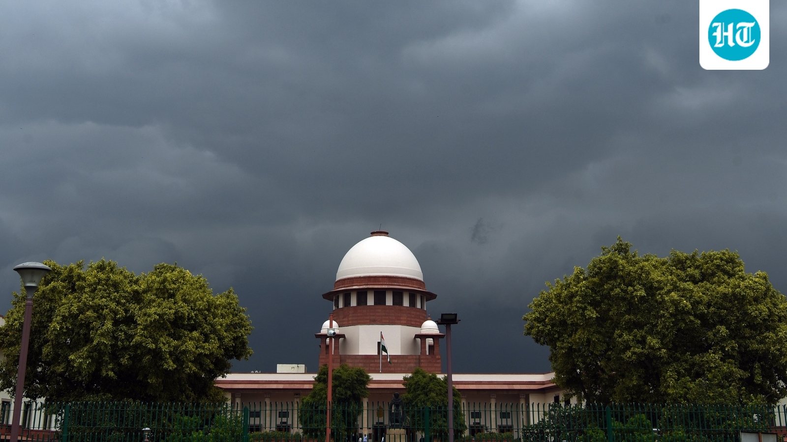 Walking on footpaths a fundamental right, Supreme Court says