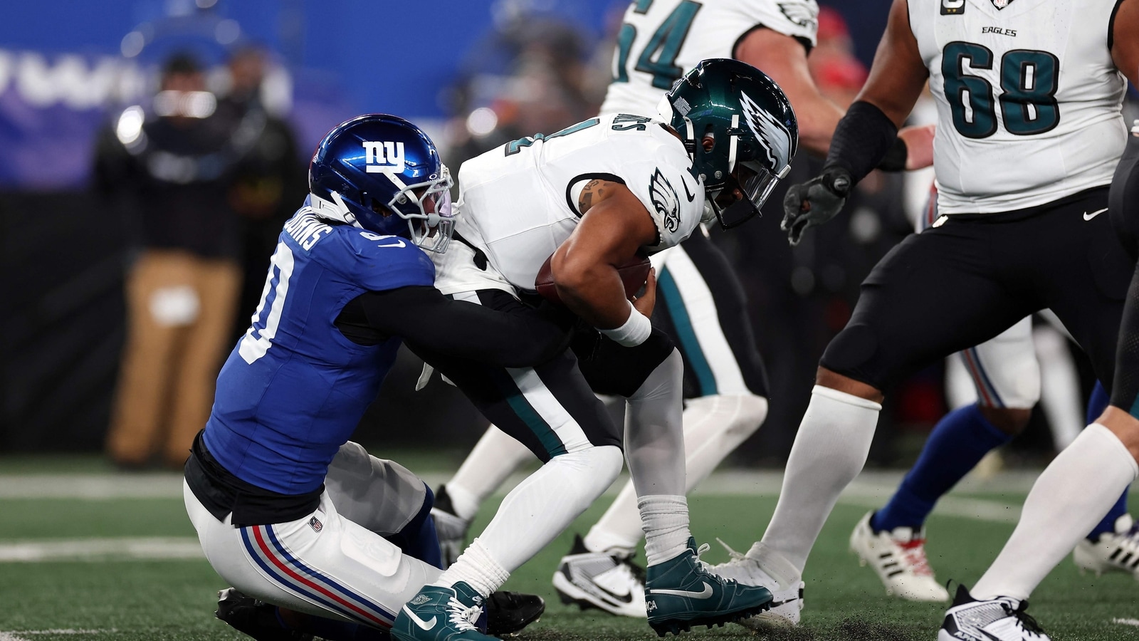 'Ban the tush push': Fans erupt after Eagles use controversial tactic five times on a play against Giants