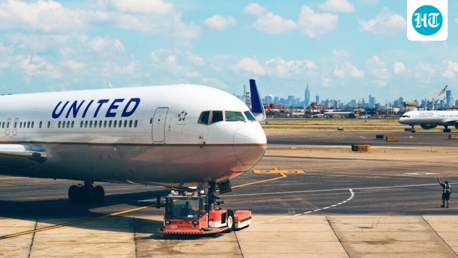 United Airlines flight 1980 reportedly hit by ‘drone’ above San Diego; scary ATC audio surfaces
