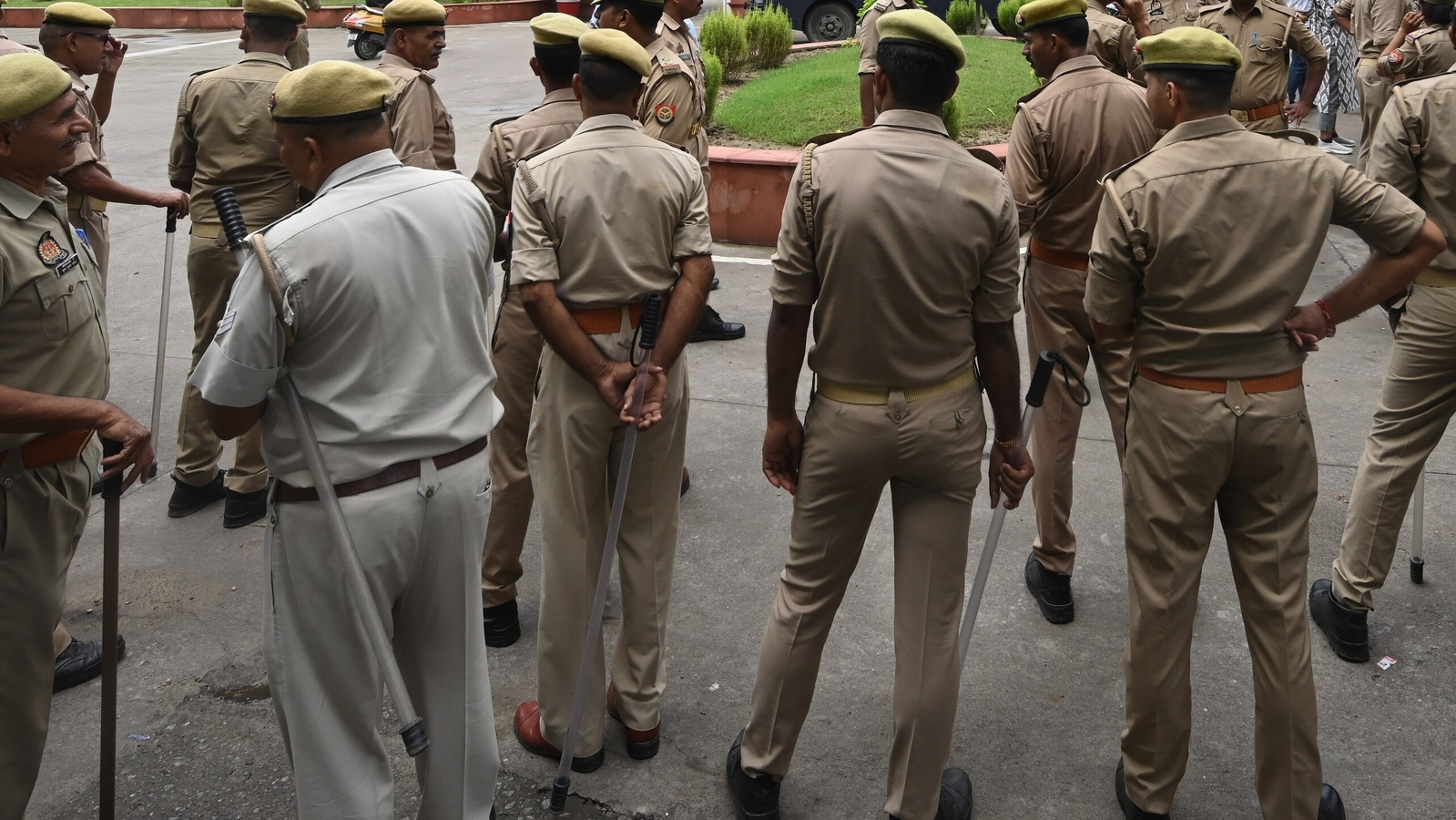 70-year-old NRI man accused of sexually abusing minor girl in Navi Mumbai, her mother helped: Cops