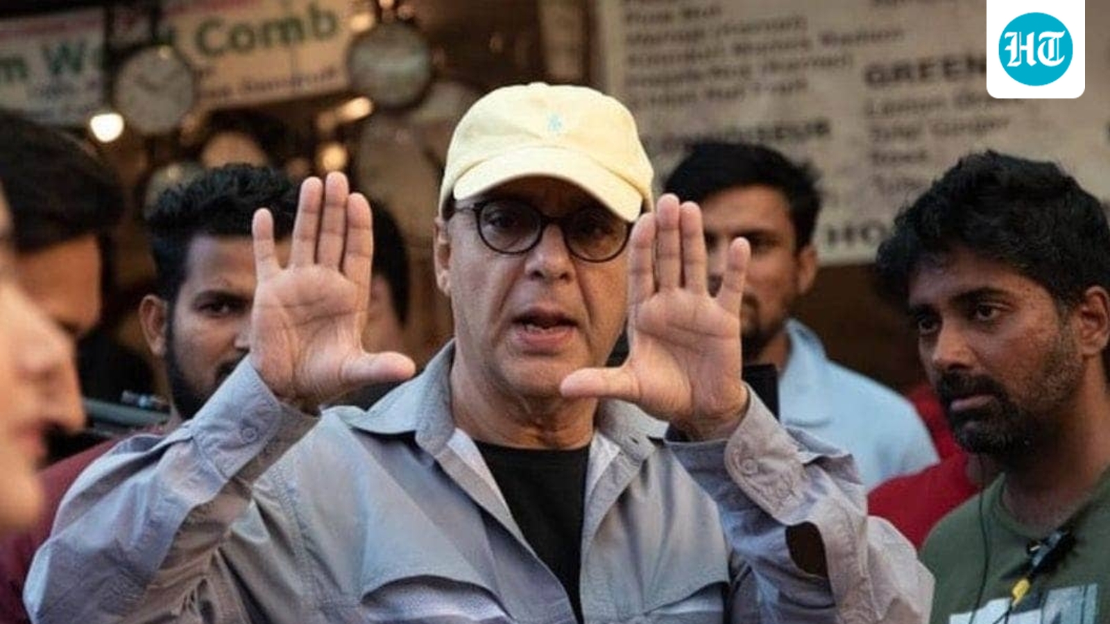 Vidhu Vinod Chopra buys 698 sq ft apartment from Rakeysh Mehta's firm in Mumbai's Bandra for  ₹7.75 crore