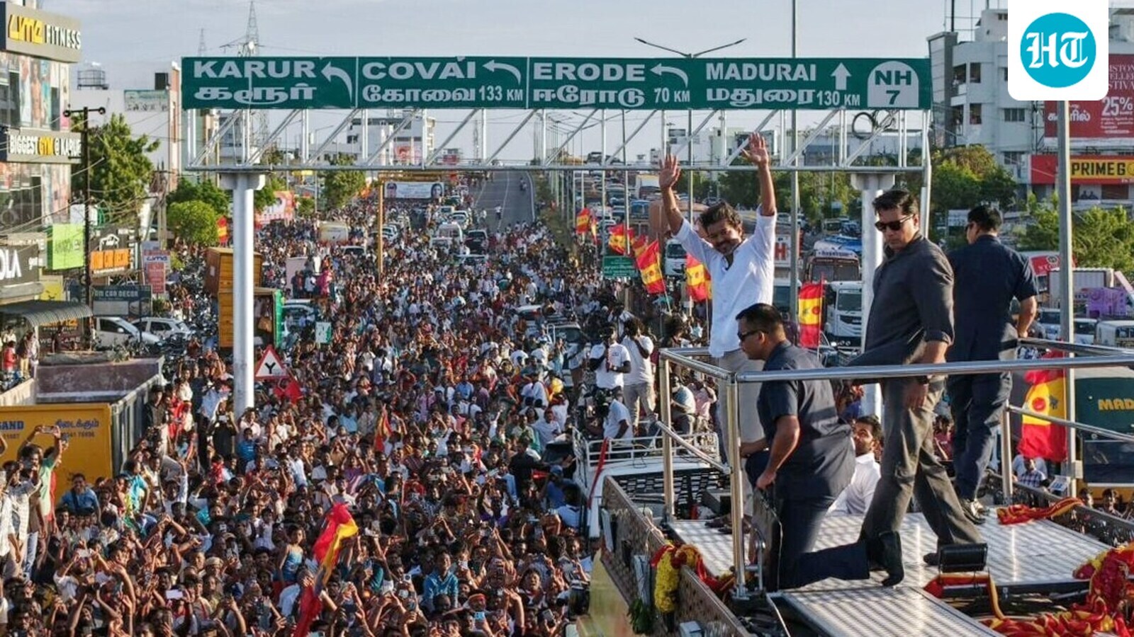 Vijay announces  ₹20 lakh for kin of Karur stampede victims,  ₹2 lakh for injured