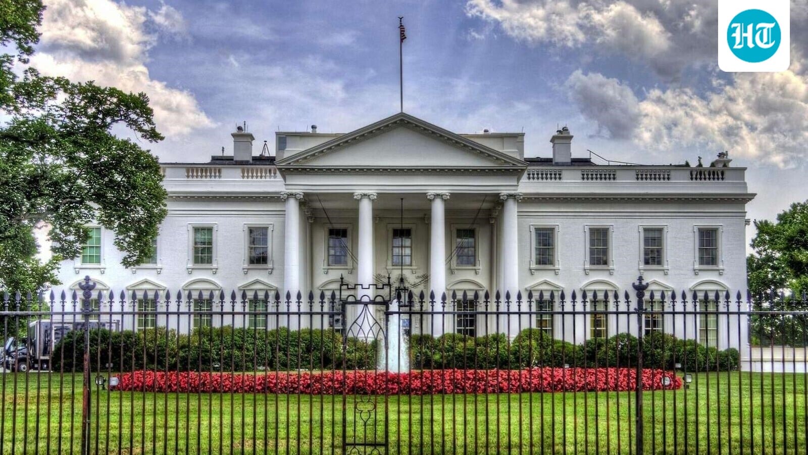 Jesus Christ statue on White House lawn? Truth behind viral rumor